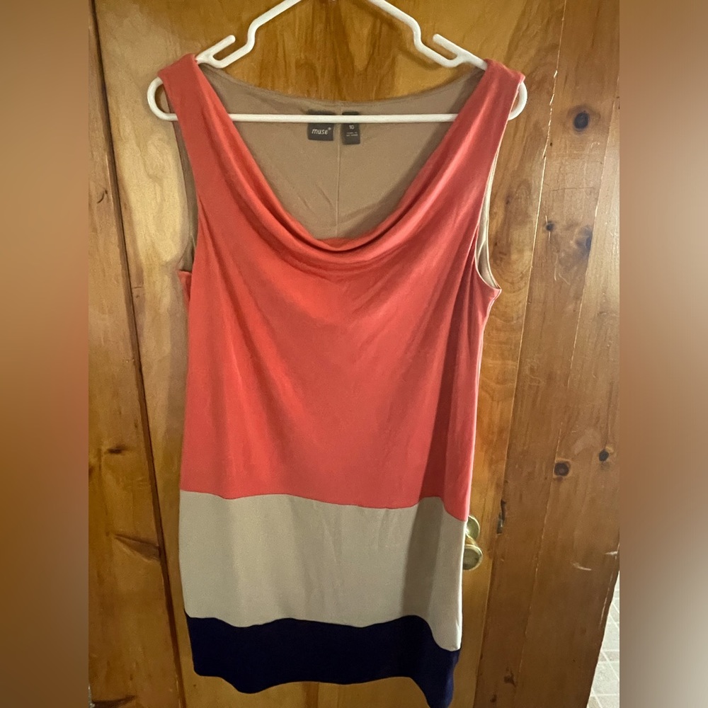 Ladies dress, adorable!